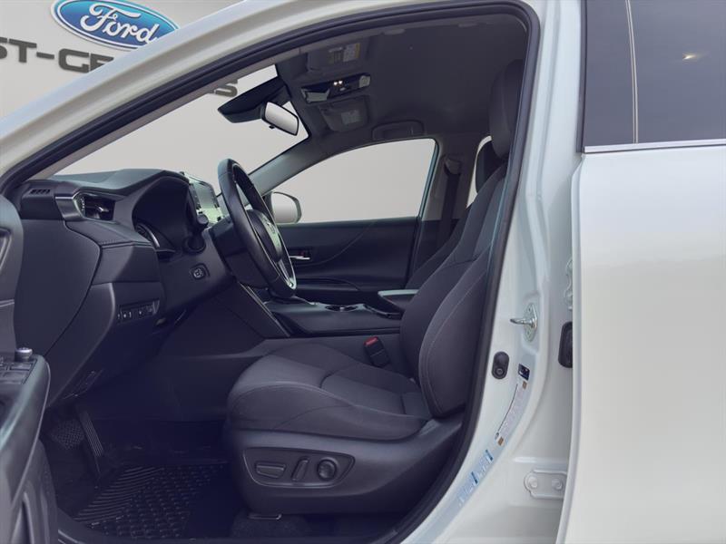 toyota Venza Hybrid 2022 - 9