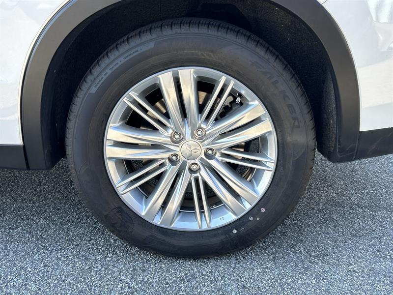 mitsubishi Outlander 2024 - 18