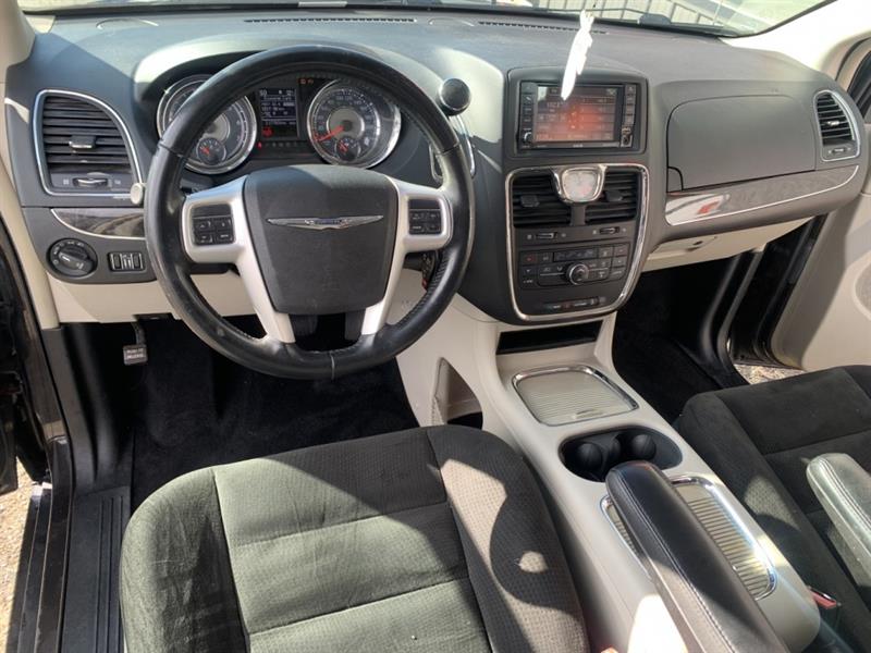 chrysler Town & Country 2015 - 6