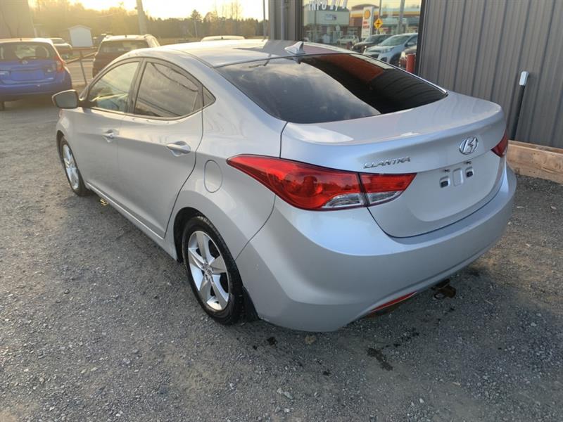 hyundai Elantra 2012 - 2
