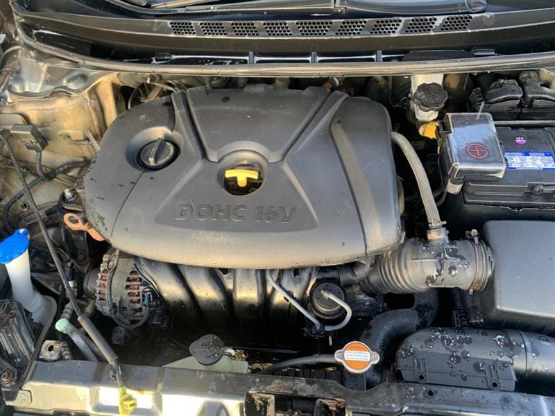 hyundai Elantra 2012 - 17