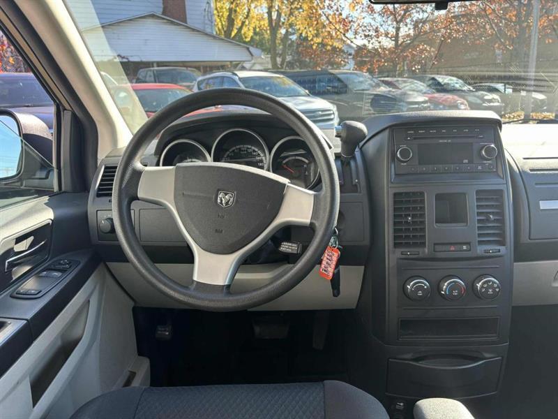dodge Grand Caravan 2010 - 8