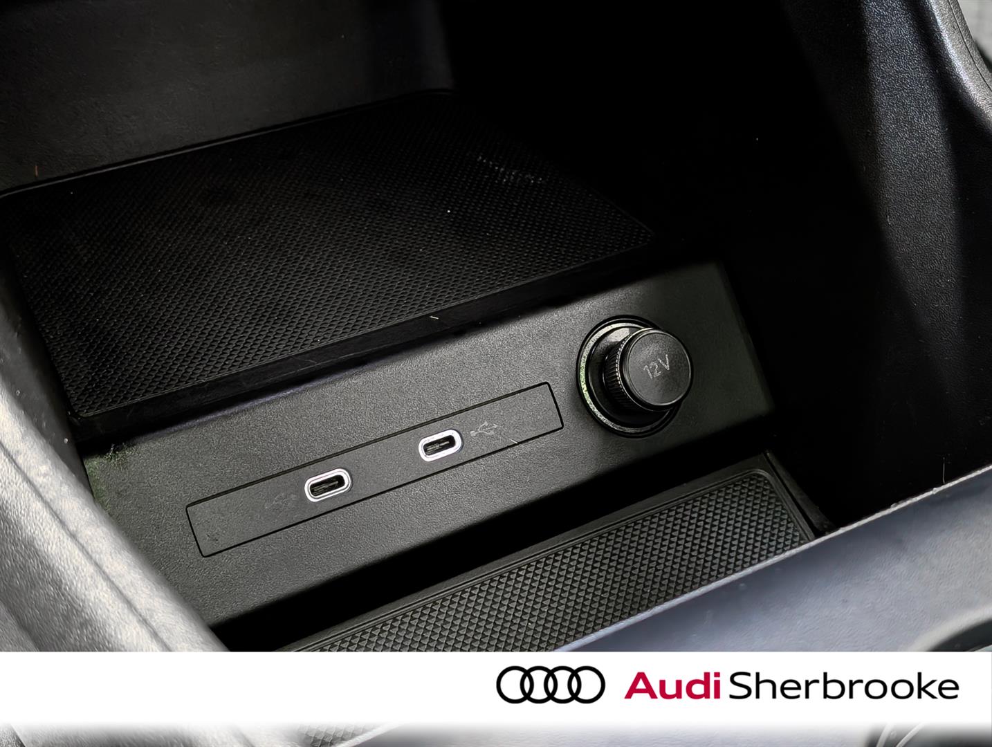 audi Q4 e-tron 2023 - 18