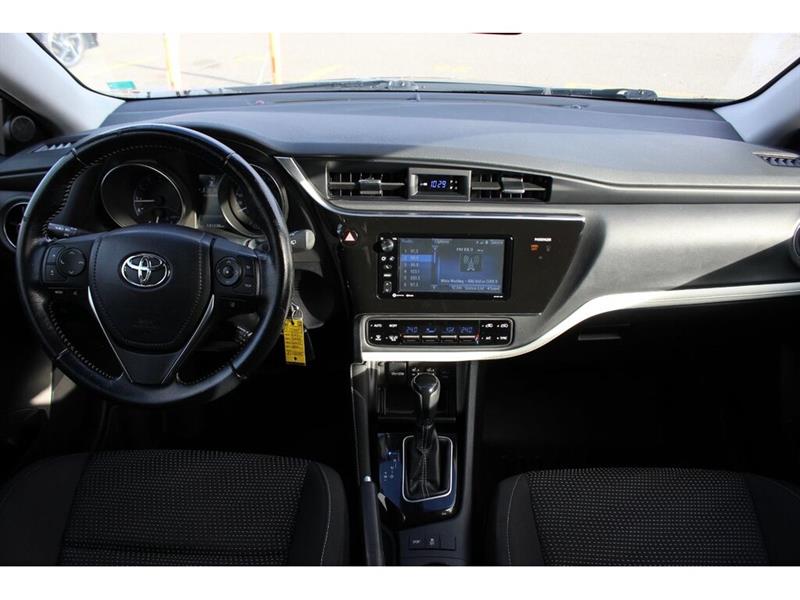 toyota Corolla iM 2017 - 13