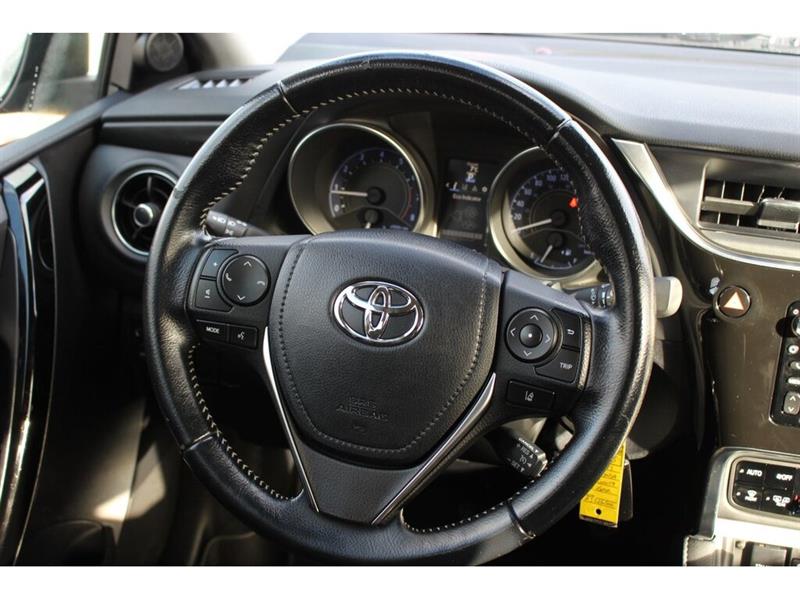 toyota Corolla iM 2017 - 15