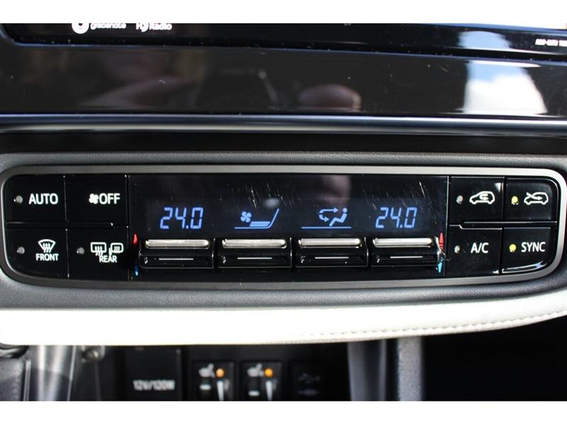 toyota Corolla iM 2017 - 33