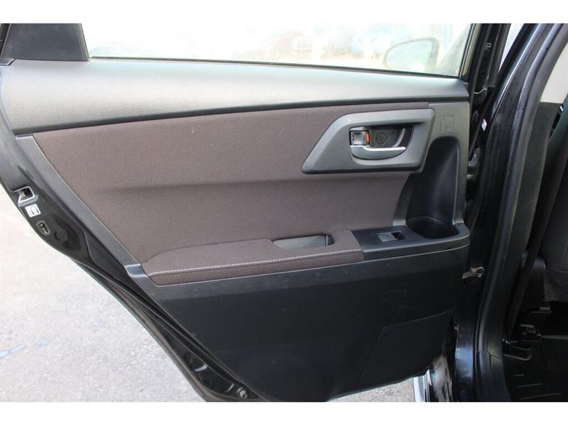 toyota Corolla iM 2017 - 45