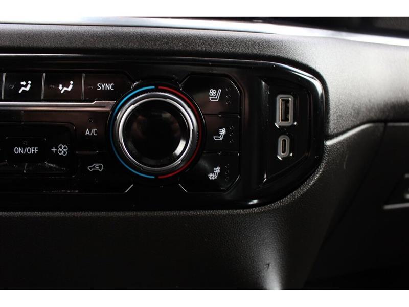 chevrolet Silverado 2500HD 2024 - 32