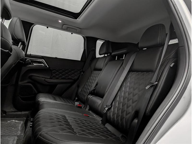 mitsubishi Outlander 2023 - 8