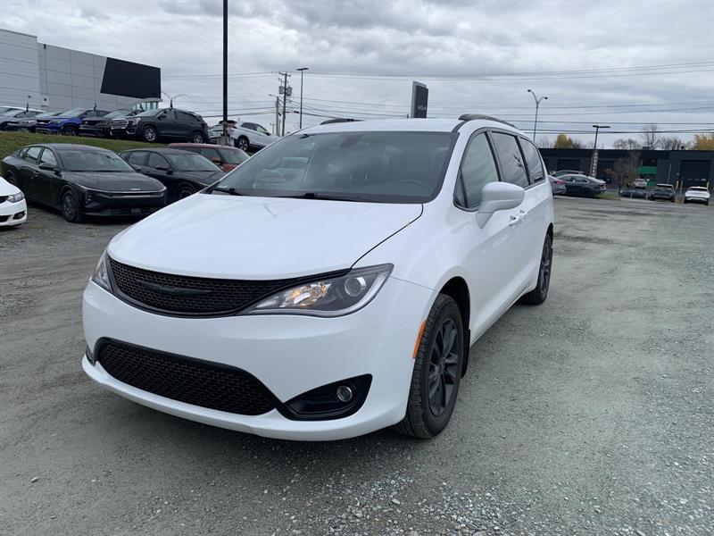 chrysler Pacifica 2020