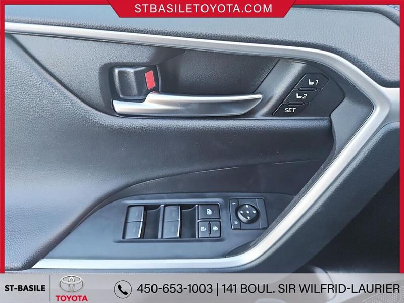 toyota RAV4 2023 - 16