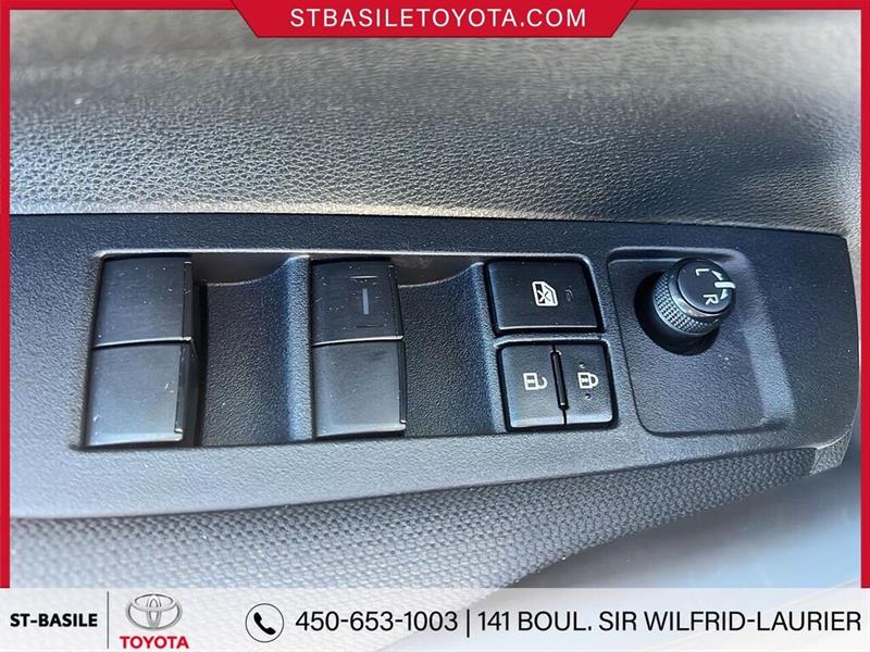 toyota Corolla 2023 - 17