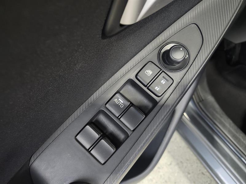 toyota Yaris 2020 - 13