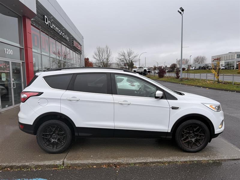 ford Escape 2018 - 12