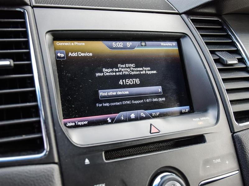 ford Taurus 2013 - 26