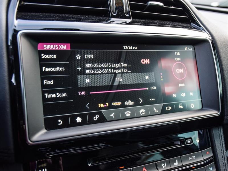 jaguar F-PACE 2020 - 28