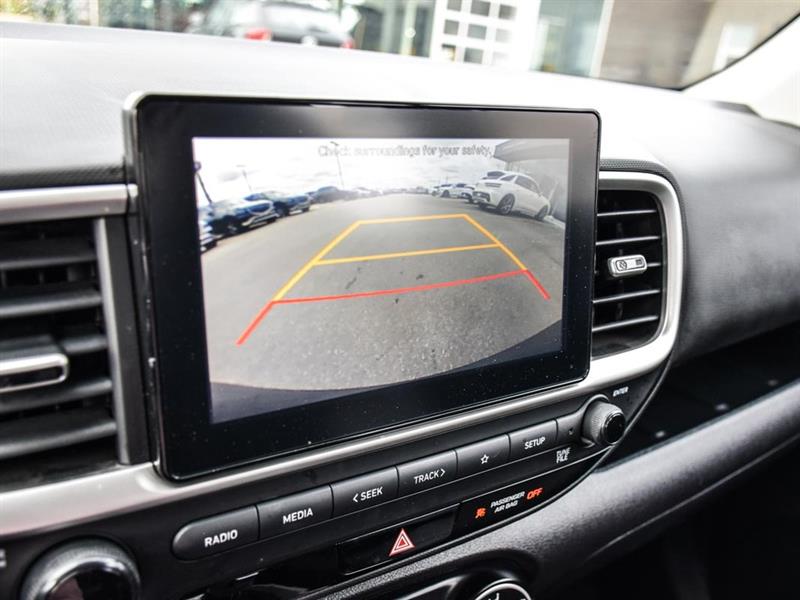 hyundai Venue 2022 - 24