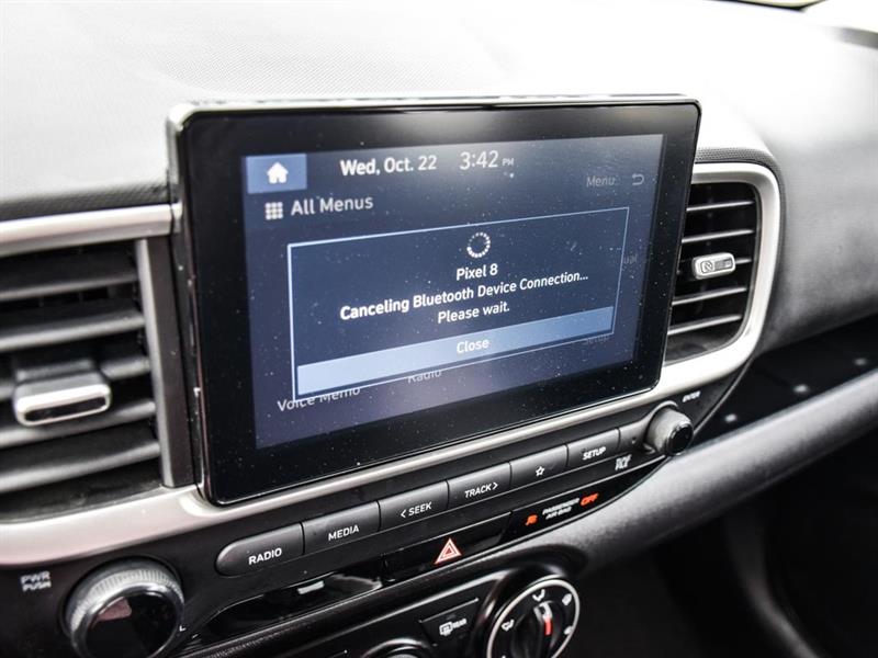 hyundai Venue 2022 - 25