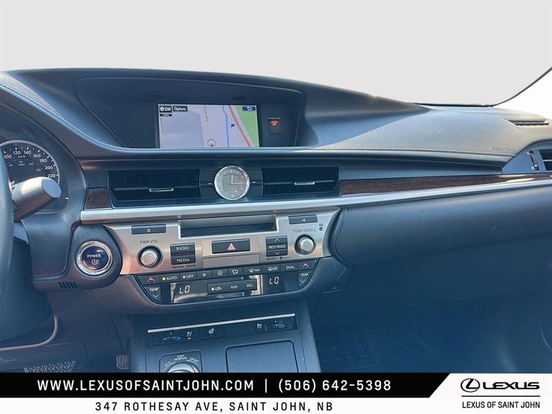 lexus ES 300h 2015 - 14