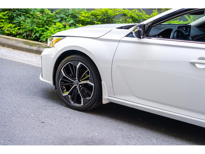 nissan Altima 2023 - 6