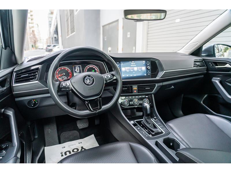 volkswagen Jetta 2020 - 12