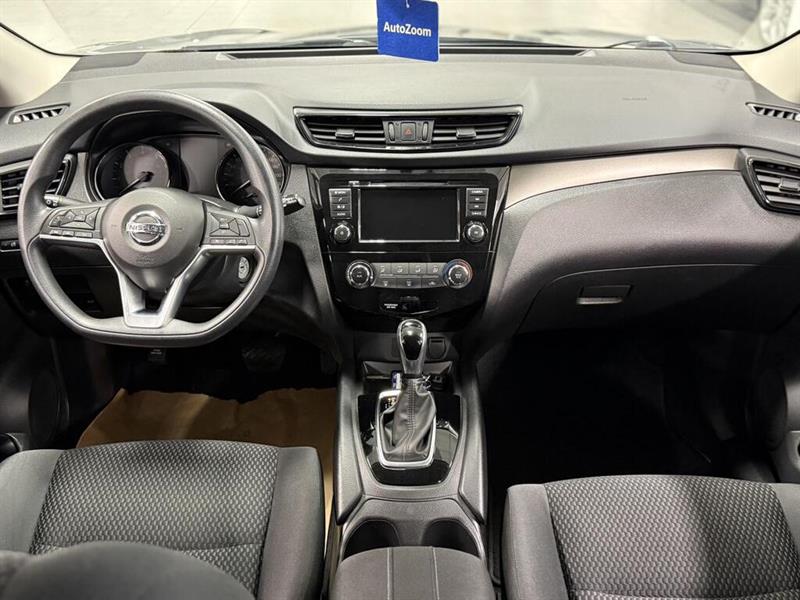 nissan Qashqai 2019 - 16