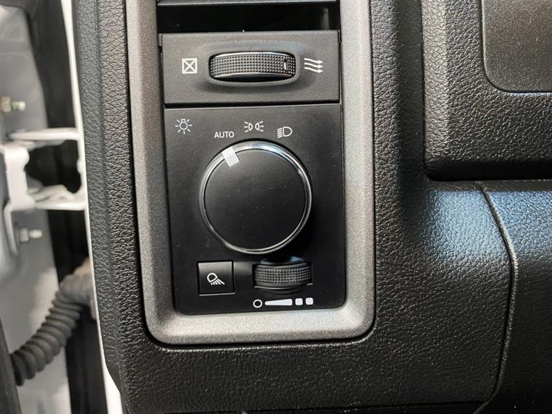 ram 1500 Classic 2021 - 27