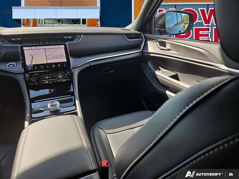 jeep Grand Cherokee 2025 - 25