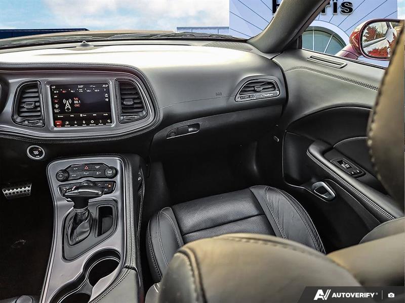 dodge Challenger 2023 - 25