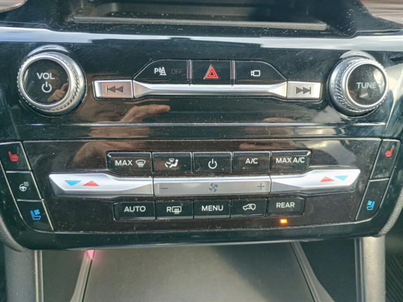 ford Explorer 2022 - 16