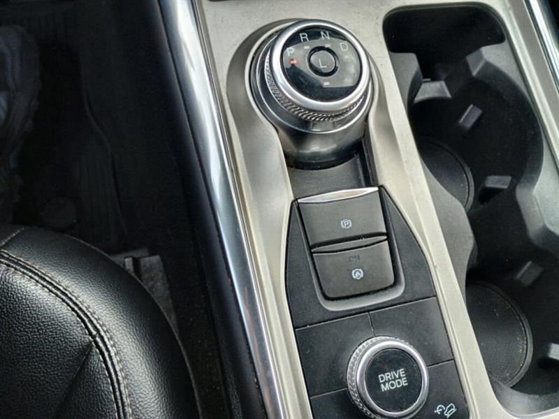 ford Explorer 2022 - 18