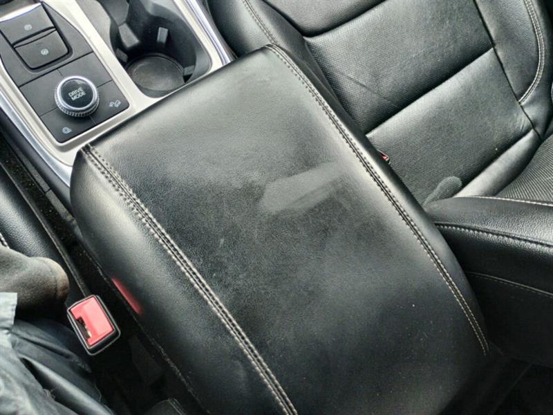 ford Explorer 2022 - 19