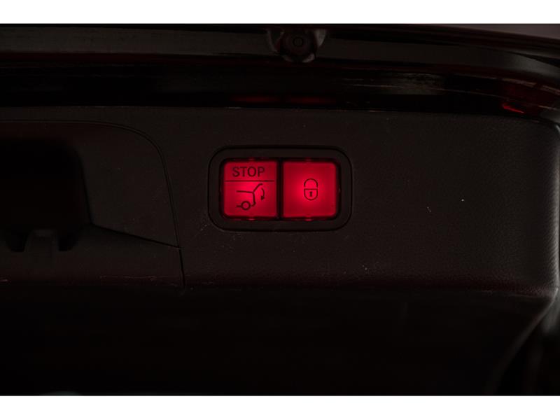 mercedes-benz GLC63 AMG 2021 - 11