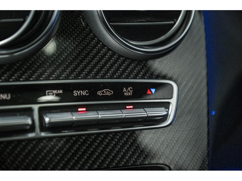 mercedes-benz GLC63 AMG 2021 - 23