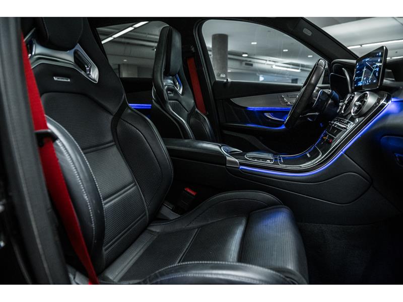 mercedes-benz GLC63 AMG 2021 - 32