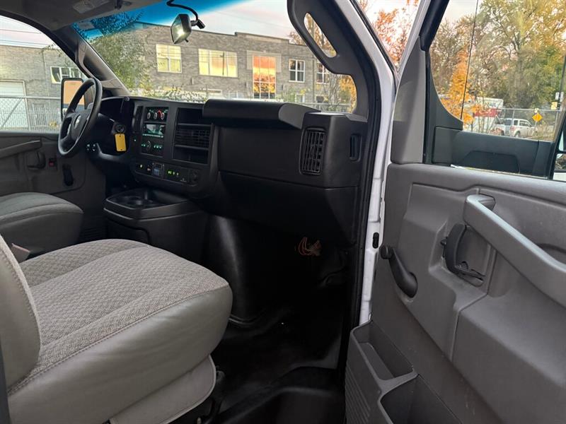 chevrolet Express 2019 - 17