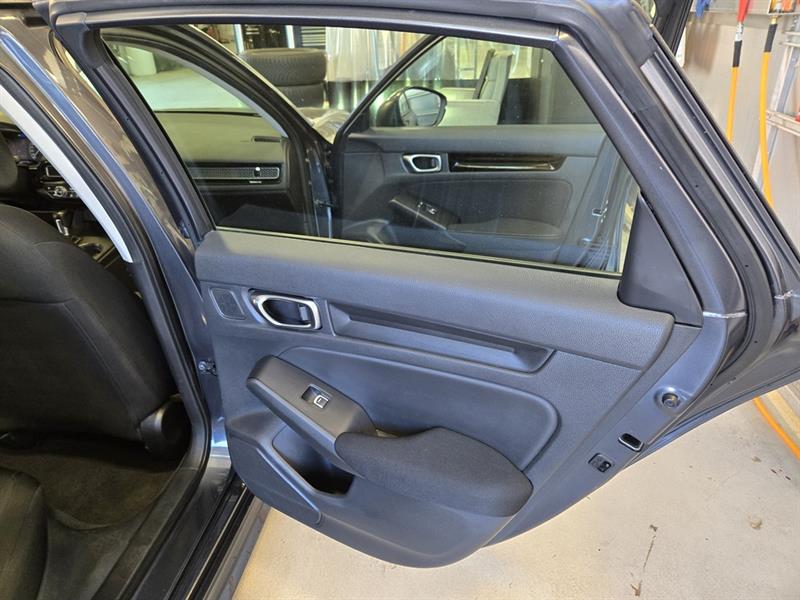 honda Civic Sedan 2022 - 25