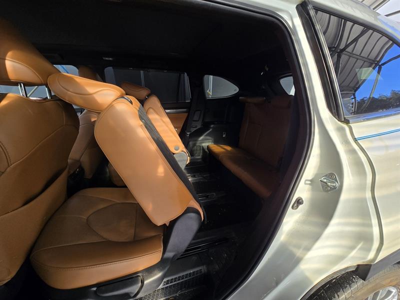 toyota Highlander 2021 - 16