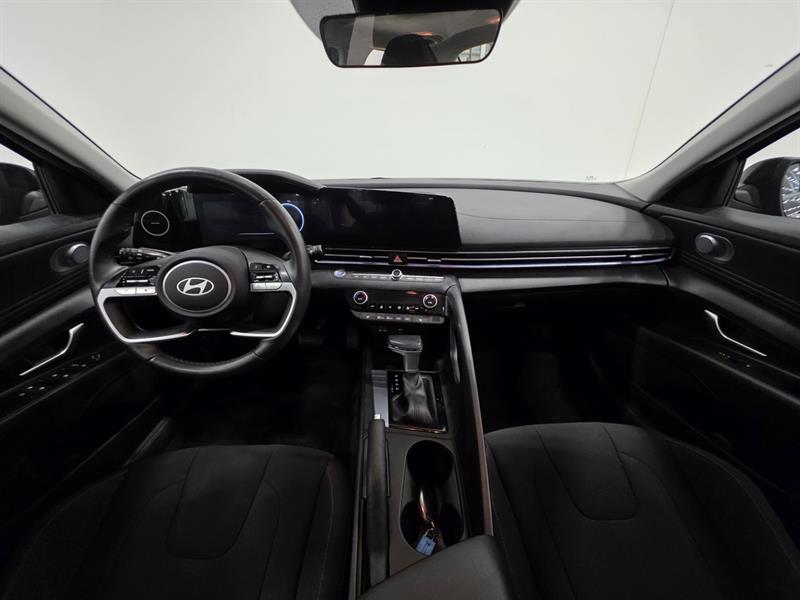 hyundai Elantra 2024 - 18