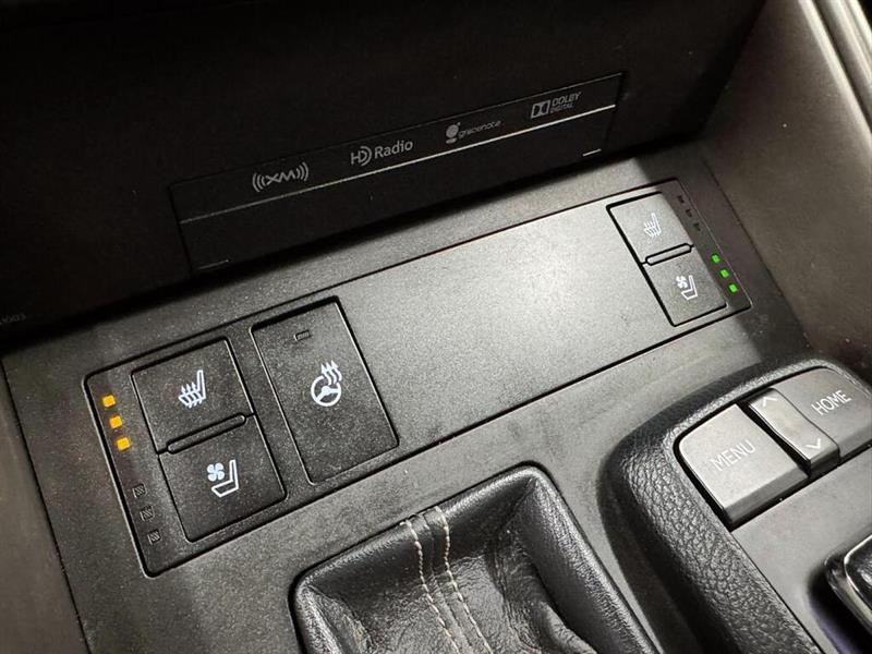 lexus IS 300 2016 - 19