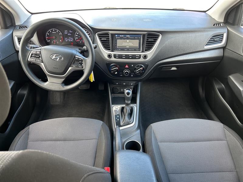 hyundai Accent 2018 - 16