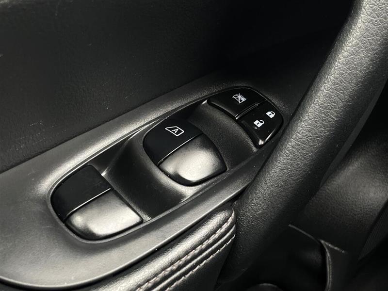 nissan Rogue 2020 - 22