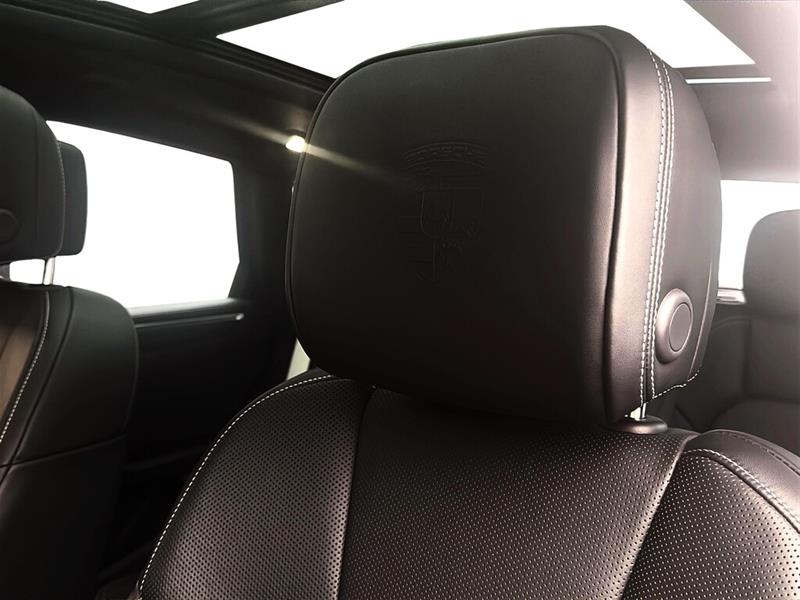 porsche Macan 2024 - 25