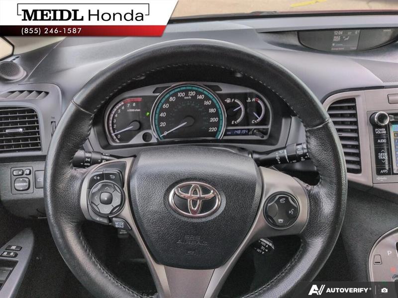 toyota Venza 2014 - 13