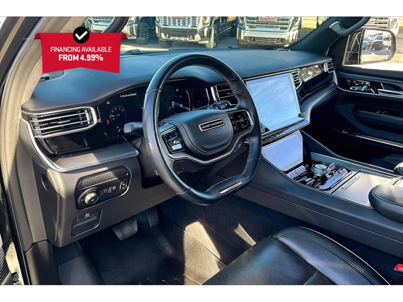 jeep Grand Wagoneer 2023 - 13