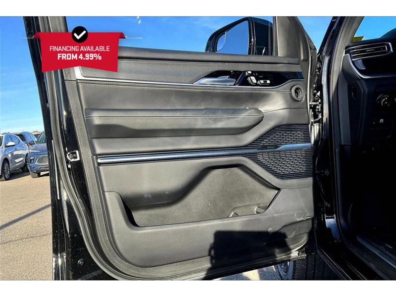 jeep Grand Wagoneer 2023 - 18