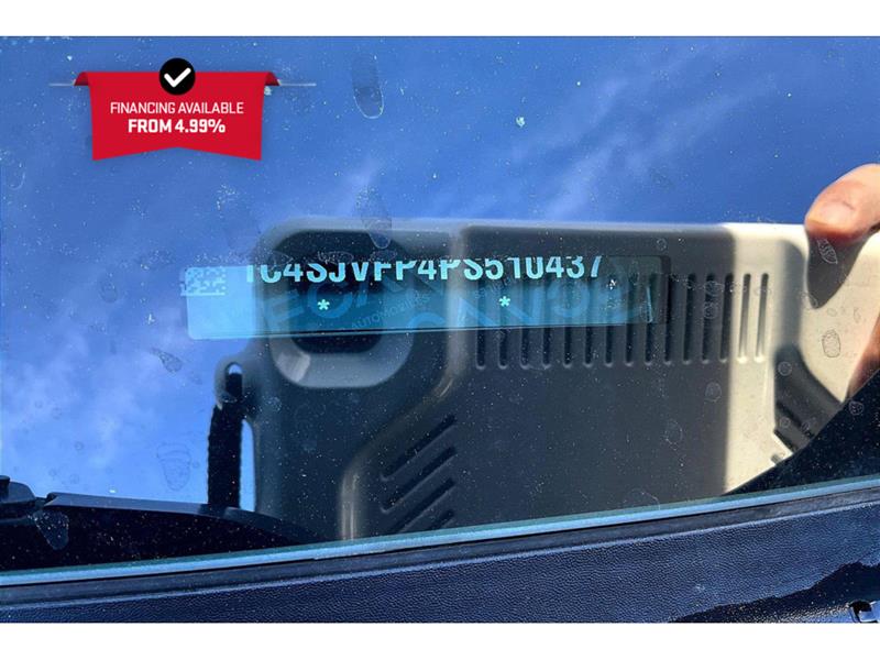 jeep Grand Wagoneer 2023 - 36