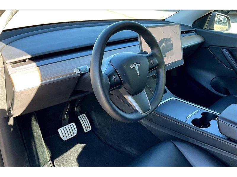 tesla Model Y 2022 - 12