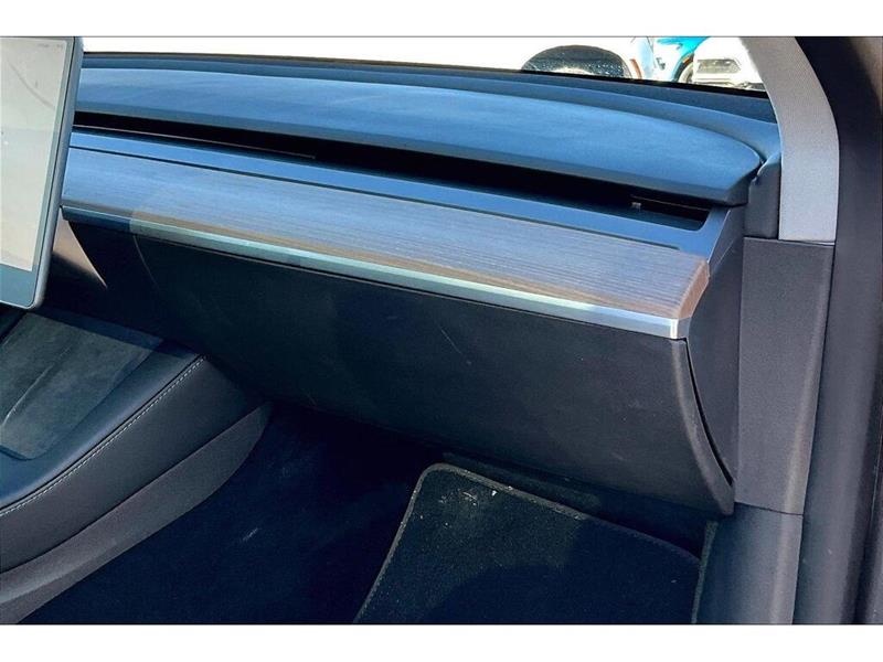 tesla Model Y 2022 - 15