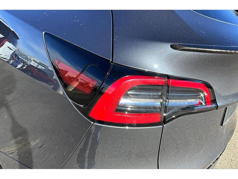 tesla Model Y 2022 - 31